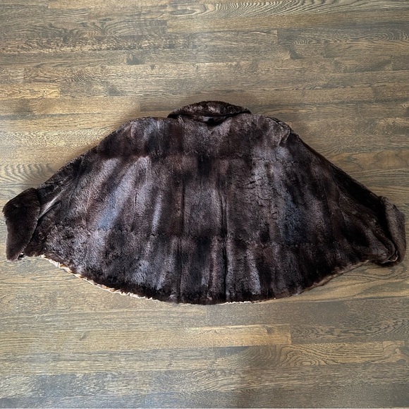 Vintage Laub's Furs Mink Fur Coat / Wrap 1950's - Picture 2 of 10